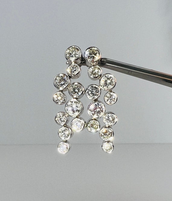 Stunning 11+ Carat Diamond Chandelier Statement E… - image 3