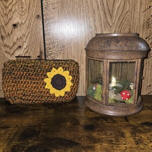 Hand gehäkelte Sonnenblume Portemonnaie/kleine Tasche