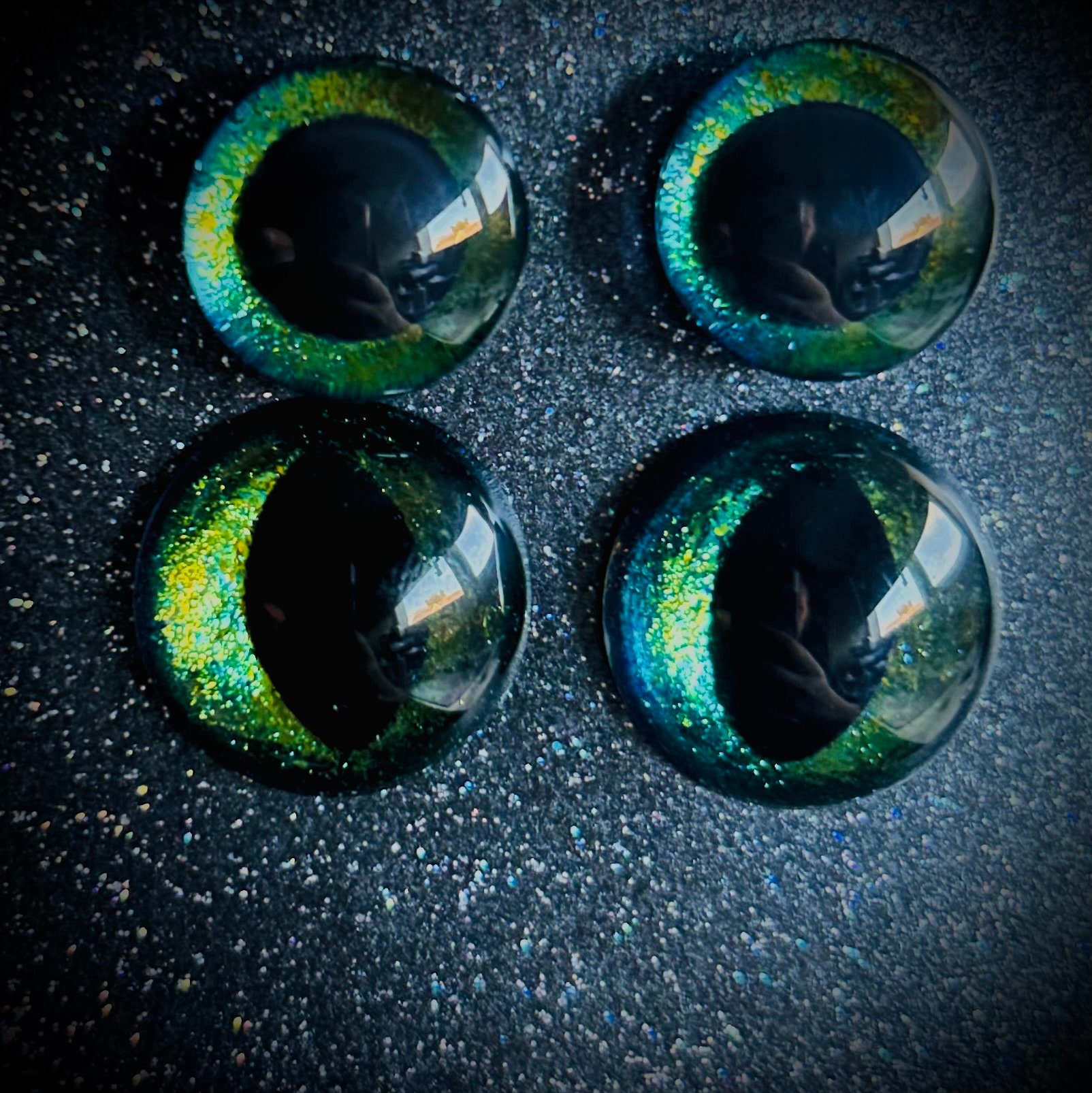 20mm Green Rainbow Glitter safety eyes - 5 PAIR – 3amgracedesigns