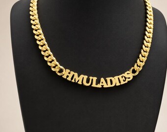 Collar con colgante de nombre curvo de eslabones cubanos de 8 mm / Collar con colgante de nombre personalizado con extensión y cierre de langosta / Joyería en oro, plata y oro rosa