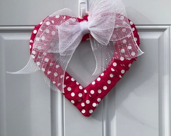 Pink w white polka dot Valentine’s Day wreath