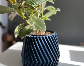 Textured Plant Pot: Geometric Vector Design, Eco-Friendly and Sustainable Planter