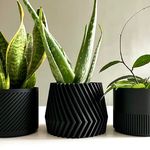 Geometric plant pot set of three in black, white, wood or olive green | 3 4 6 inch planters | 3D printed | Sustainable
