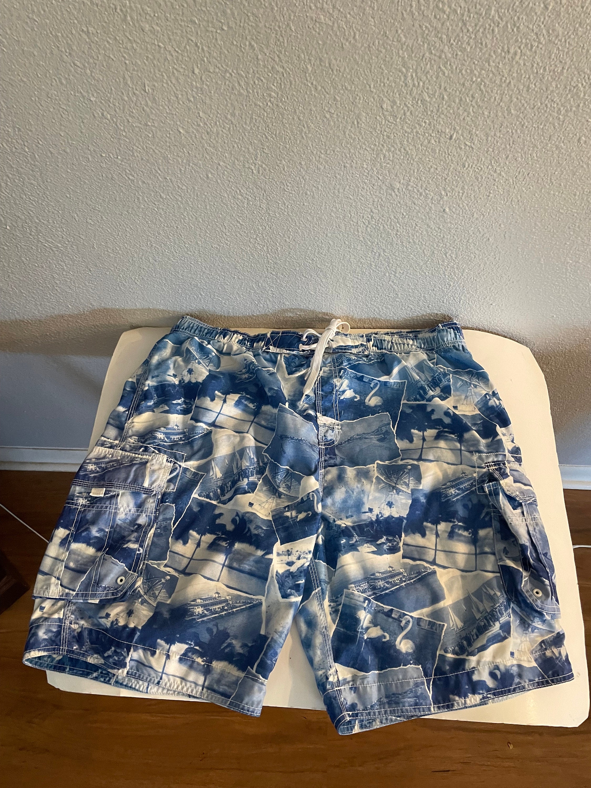XL Men's Reel Legends Blue Swim Trunks With Pockets and Draw