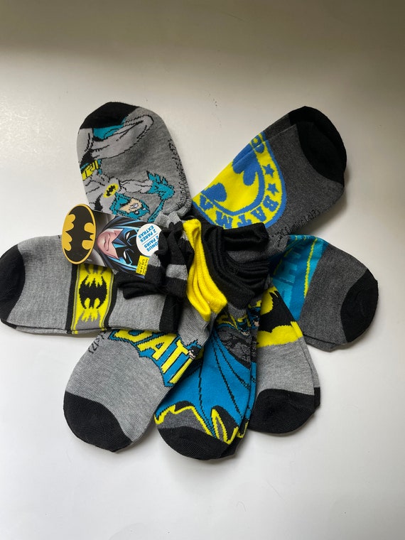 Seven Pair Boys Batman Large Shoe Size  4-9 Socks