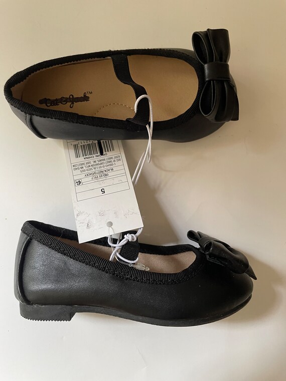 Cat & Jack Solid Black Girls Size 5 Slip On Shoes… - image 3
