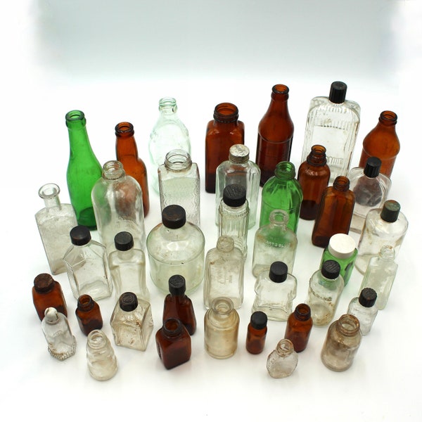 Ye olde apothecary bottles - set, lot, small, glass bottles, props, magic, potions, spells, midcentury, green, brown, clear, medicine