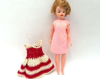 Vintage 1970s Ideal Velvet Doll With Beauty Braider - 1973