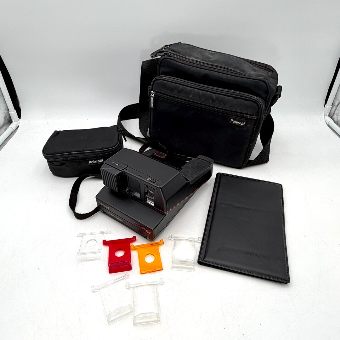WORKS! Vintage Polaroid Impulse SE Camera With Strap, Bag, Filter Set ...