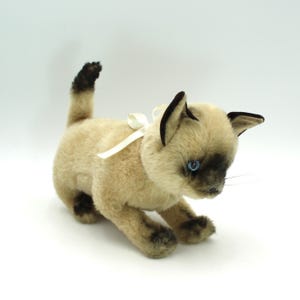 Quality 1980s siamese cat plush doll - stuffed animal, Avarti by Applause, 1987, toy, nursing home, realistic