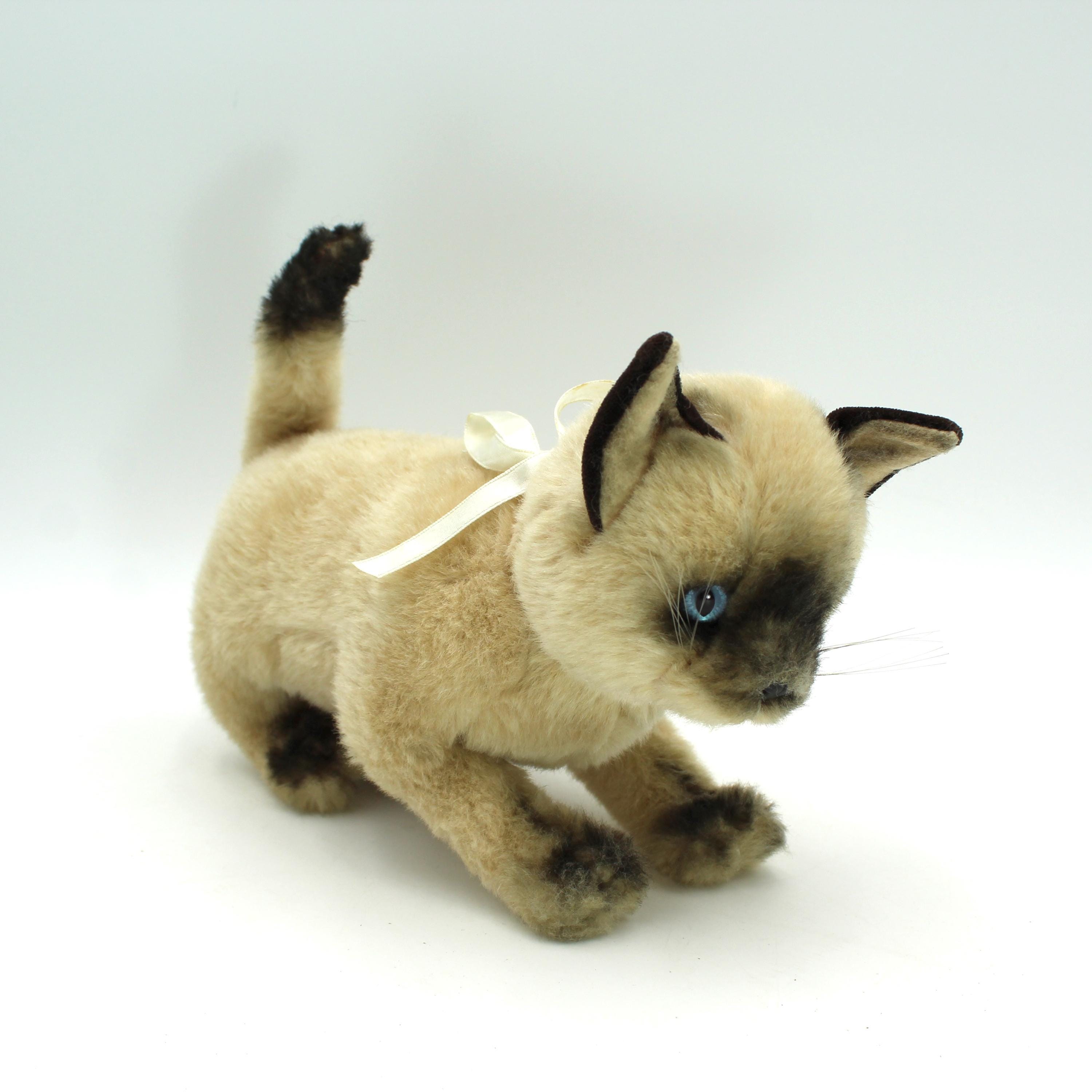 Stuff Animal Siamese Cat
