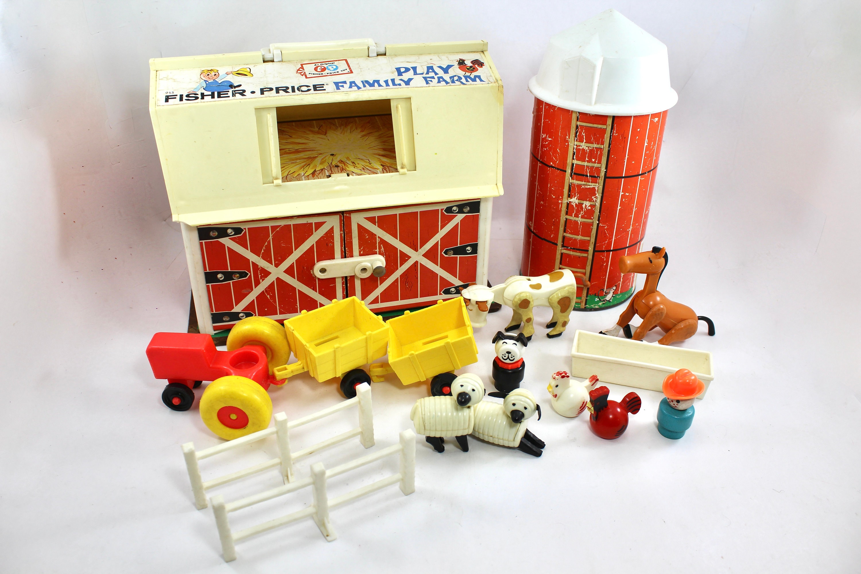 Vintage Fisher Price Little People pick Your Own 1 -  Israel