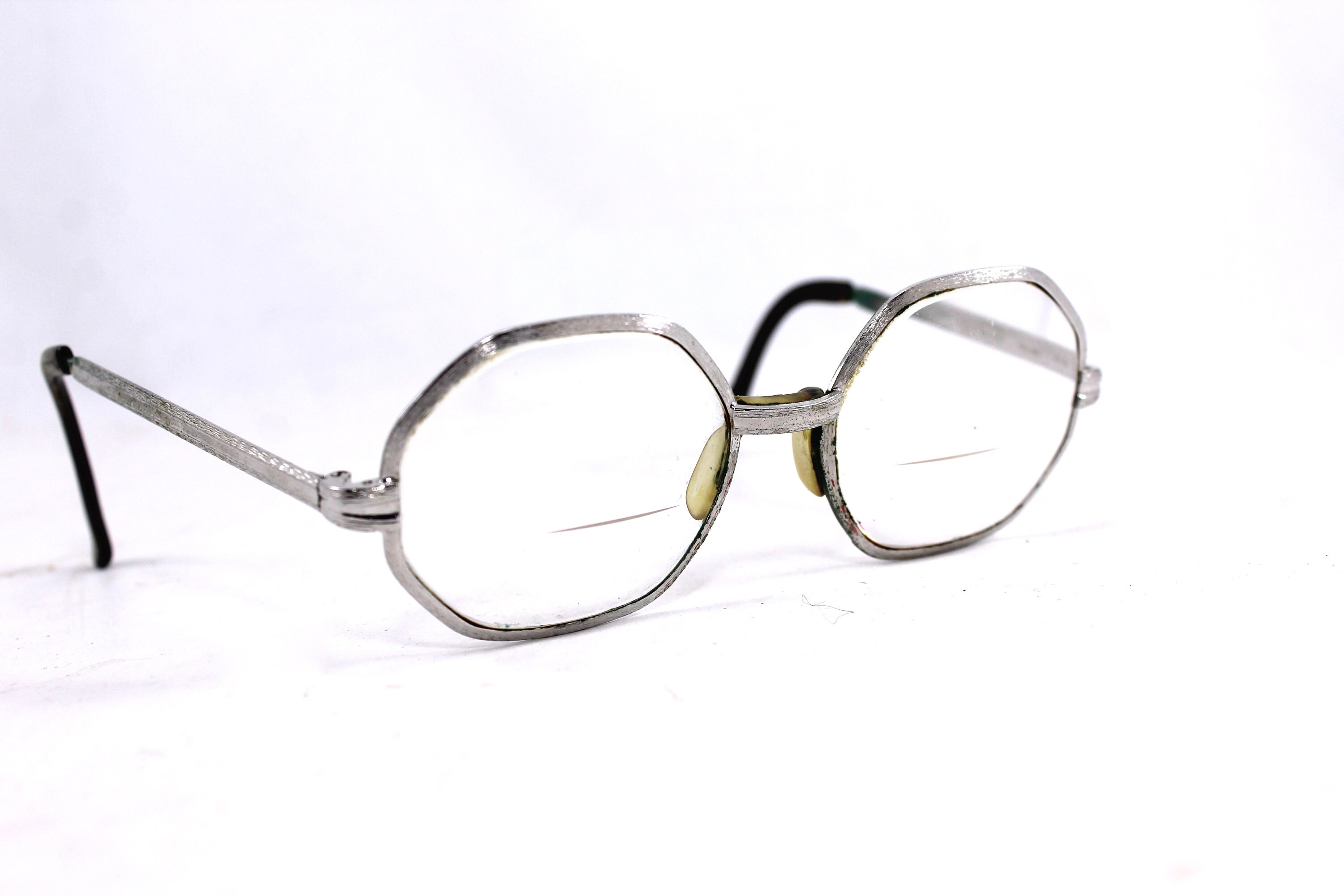 Vintage SRO 1970s Eyeglasses Metal NOS USA Grandma Retro 1970s Vintage Eyeglasses for Women for sale | eBay main image 3