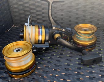 Penn 5500SS Fishing Reel W/ 2 Spare Spools Vintage Classic Salt