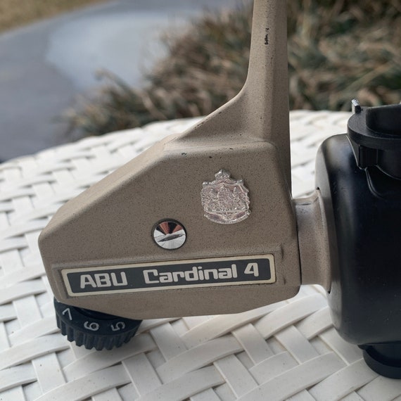 Abu Cardinal 4 Black & Tan Smooth Nice Serial 810601 