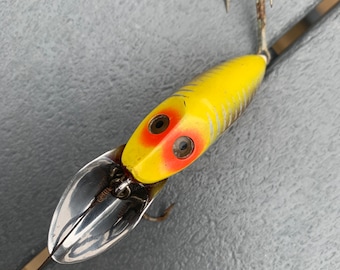 Heddon Lure Go Deeper River Runt XRY Yellow Shore 2 Pc Vintage Free Shipping!