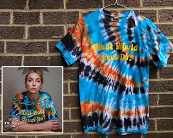 What Would Jesus/Villanelle/Eve Do? - Killing Eve Inspired tie dye t-shirt