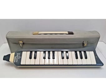 Hohner Melodica Piano 26 Vintage Made In Germany WORKS Case Included BS