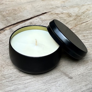 By the fire | Smoke & Wood | 8 oz | Handmade scented soy candle | Romantic