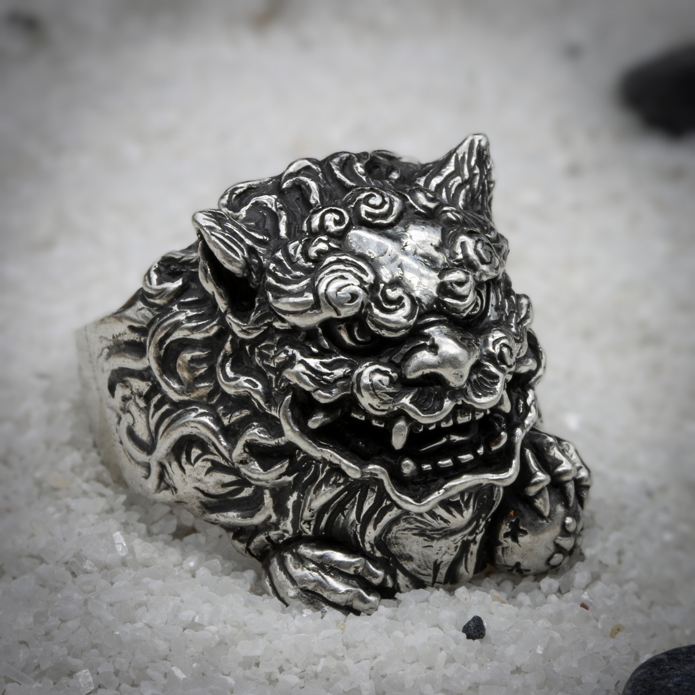 スターナイツ　リング　Lion ring Lot - Night Rider Guardian Lion Sterling & Garnet Ring