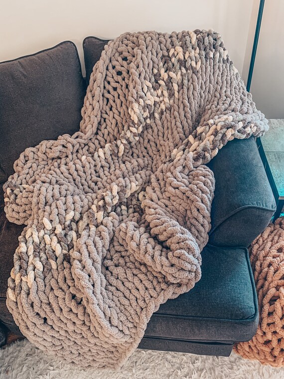 Handmade Loose Chunky Knit Blanket Fall Home Decor Housewarming