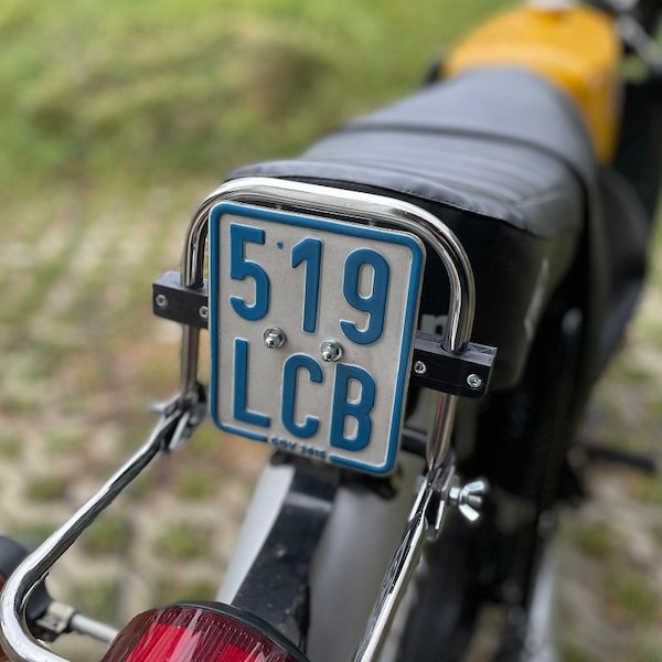 Simson license plate holder on the luggage rack