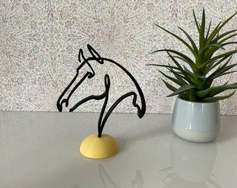 Horse in line art 3D print with base - Minimalist art
