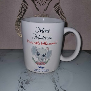 Taza de agradecimiento para el maestro, taza de agradecimiento por este maravilloso año, taza de maestro, taza personalizada de fin de año, gracias niñera, gracias atsem