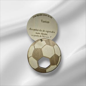 Carte demande Parrain - Carte annonce parrain - Ballon de football bois personnalisée - Cadeau original Parrain
