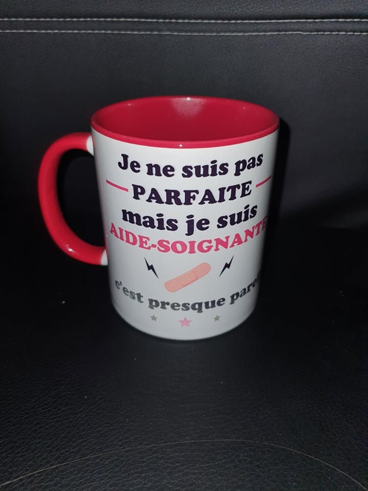 Mug Intérieur de Couleur Personnalisé, Tasse Cadeau Aide-Soignante