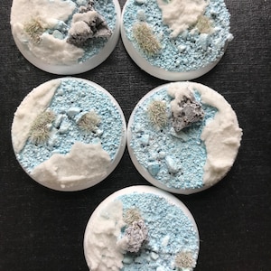 Snowy Ruins and Ice Tundra 32mm 50mm miniature base