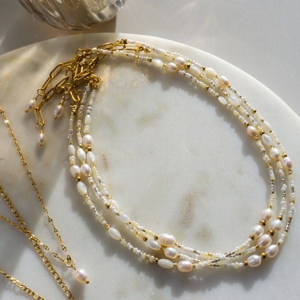 Ilvy | collier de perles fait main "Tara" avec perles d'eau douce beige, blanc | acier inoxydable