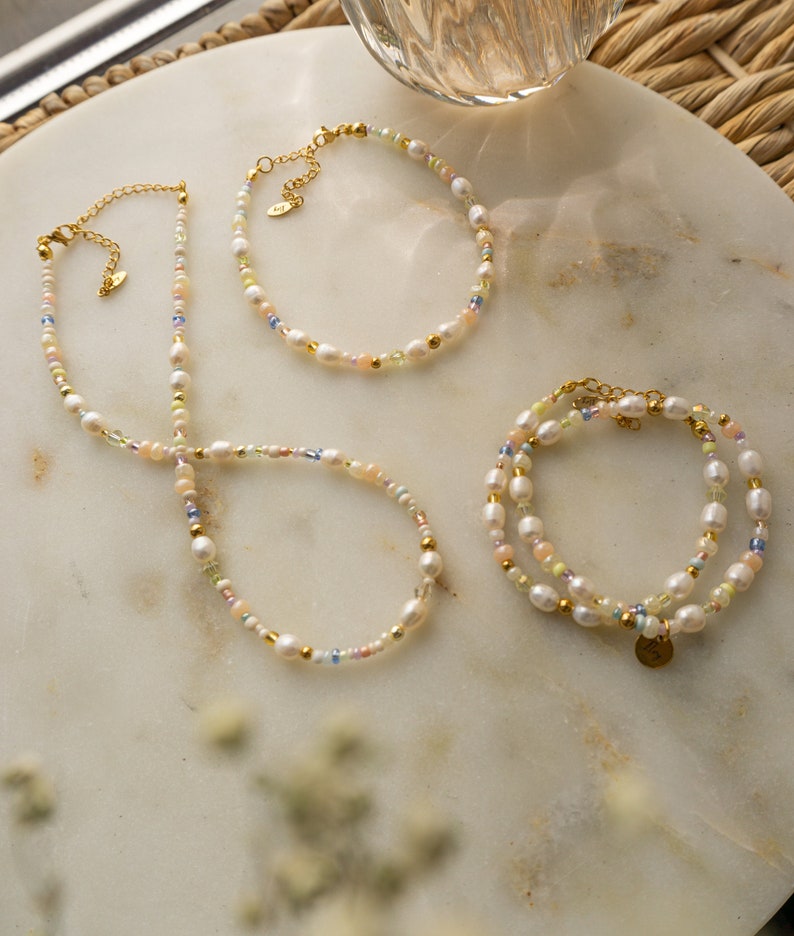 Ilvy handgemachte Perlenkette, Armband, Fußkettchen Ulima bunt mit Süßwasserperlen vegan möglich Bild 3