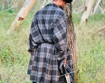 Scottish Highland Great Kilt Traditional Vintage 16th Century Tartan Great kilt for Men Available in 50 Plus Tartans