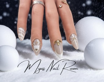 Deer Press On Nails | Christmas Fake Nails