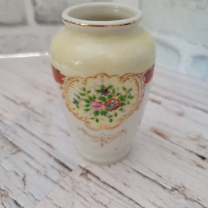 RARE- Vintage 1940's Gorgeous Miniature Bud Vase- Made in Occupied Japan
