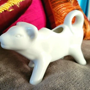 Danesco Vintage 1980&#39;s White Ceramic Cow Cream Pourer