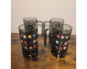 Jarras de cerveza vintage de equipos de la NFL, años 70, vasos de cerveza de vidrio ahumado, juego de 4, recuerdos deportivos