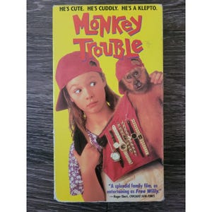 VHS vintage de 1994 Monkey Trouble