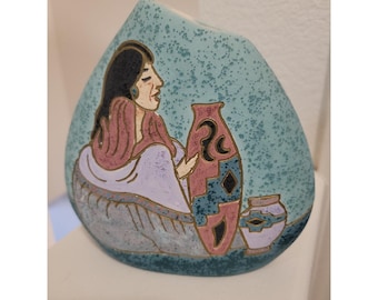 Jarrón de cerámica vintage de los años 90, estilo nativo americano del suroeste, recortado, pintado a mano, grabado dorado, firmado