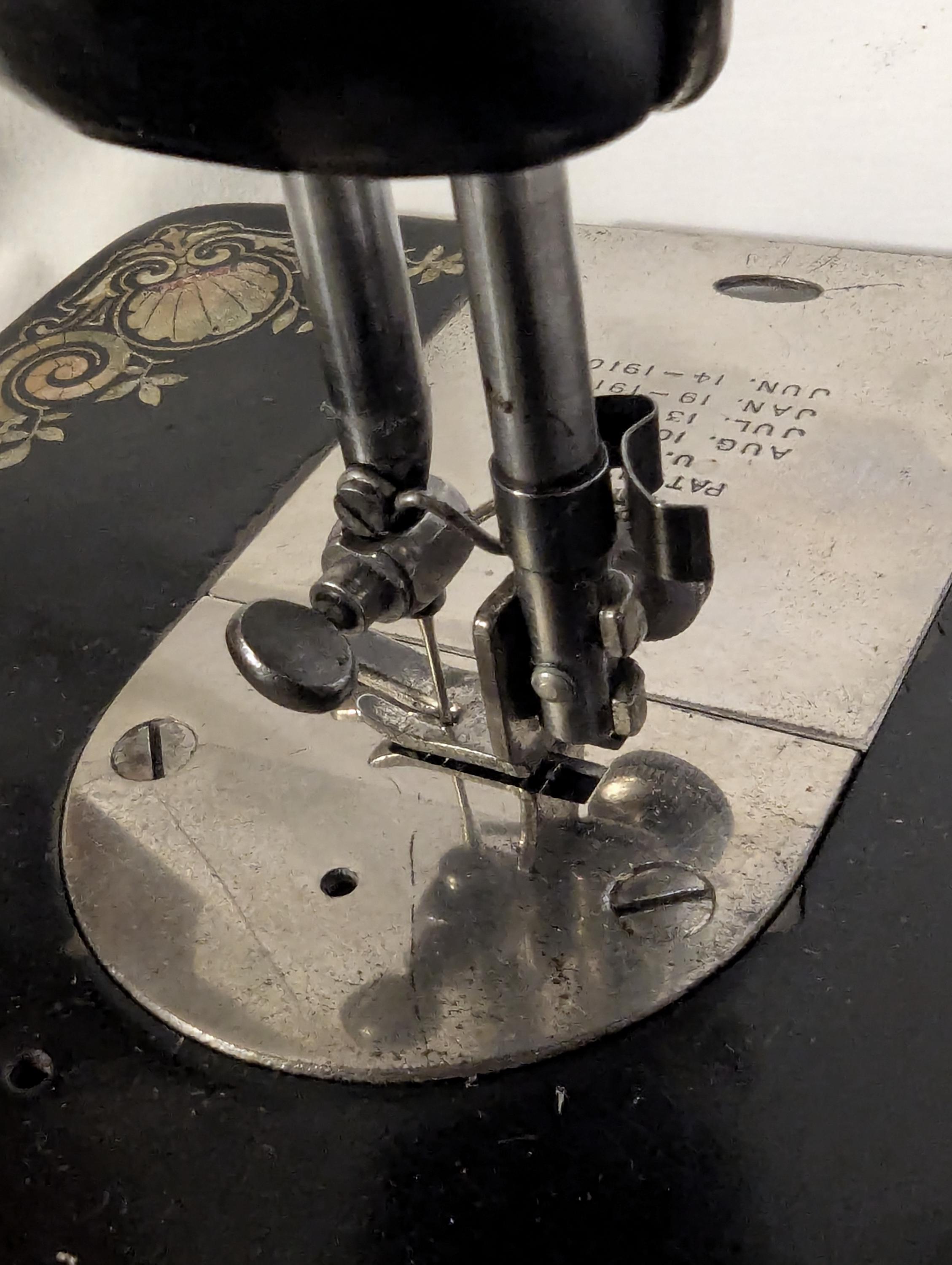 Antique 1915 Singer Sewing Machine G4 Series- G4668813 - Etsy