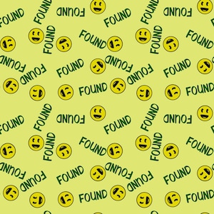 Pode incluir: Um padrão sem costura com um rosto sorridente amarelo e a palavra "FOUND" repetida em texto verde sobre um fundo verde claro.
