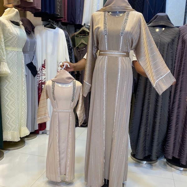 4pc mother baby matching abaya set, mother daugter matching outfit, kids abaya, children kaftan, jilbab, Dubia abya, muslim dress, eid party