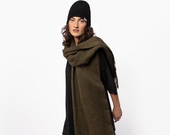 Unisex Green cashmere cotton blankie, Soft & Warm SNUG Versatile Shawl, 2.7m Long, Boho-Inspired", Modern cashmere wrap