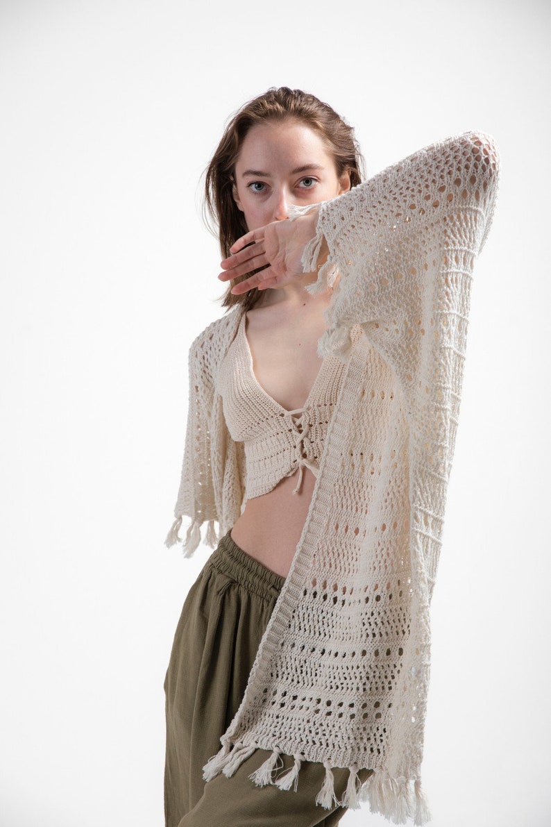 Knitted Kimono - Boho Chic White Cover-Up - Handmade Snug Brandwear - Versatile Beach & Festival Wear"