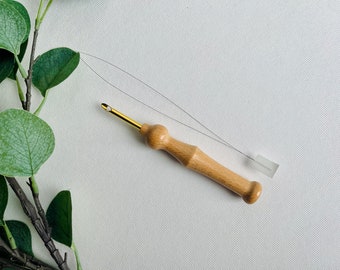 Punch Needle Yarn Embroidery Tool, Wood Handle & Wire Threader, Beginners Punch Needle Kit, Comfortable Wooden Tool with Metal Tip