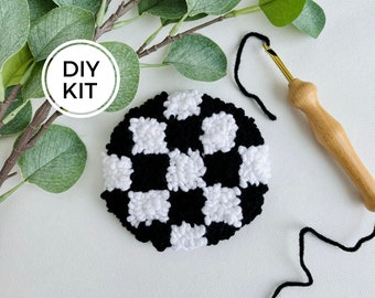 Black and White Checkered Punch Needle Mug Rug Kit, Beginner Yarn Rug Hooking DIY, Do it yourself Craft, Mindful Hand Habit, Coaster Craft