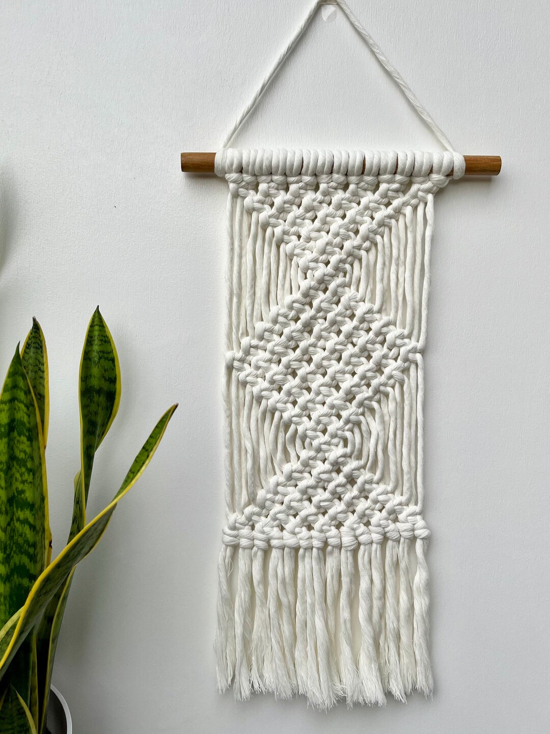 Ivory Cord Diamond Pattern Macramé Wall Hanging, Boho Wall Art, Twisted ...