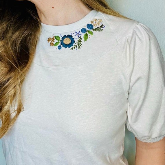 Hand Embroidered Flower Collar Shirt, Size Xsmall XS, Linen Color, Floral Embroidery  Shirt, Handmade Modern Boho Clothes 