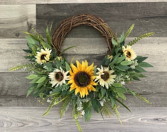Sunflower Grapevine Wreath for Front Door, Summer Wreath, Spring Wreath, Farmhouse Wreath, Sunflowers, Mother's Day Gift, Gift for mom